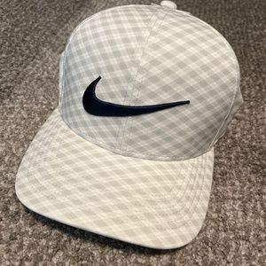 Nike golf hat unisex